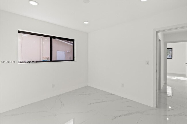 Building Photo - 8631 NW 24th Ct