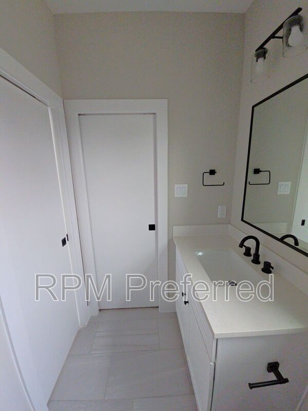 Building Photo - 3206 Bostic St