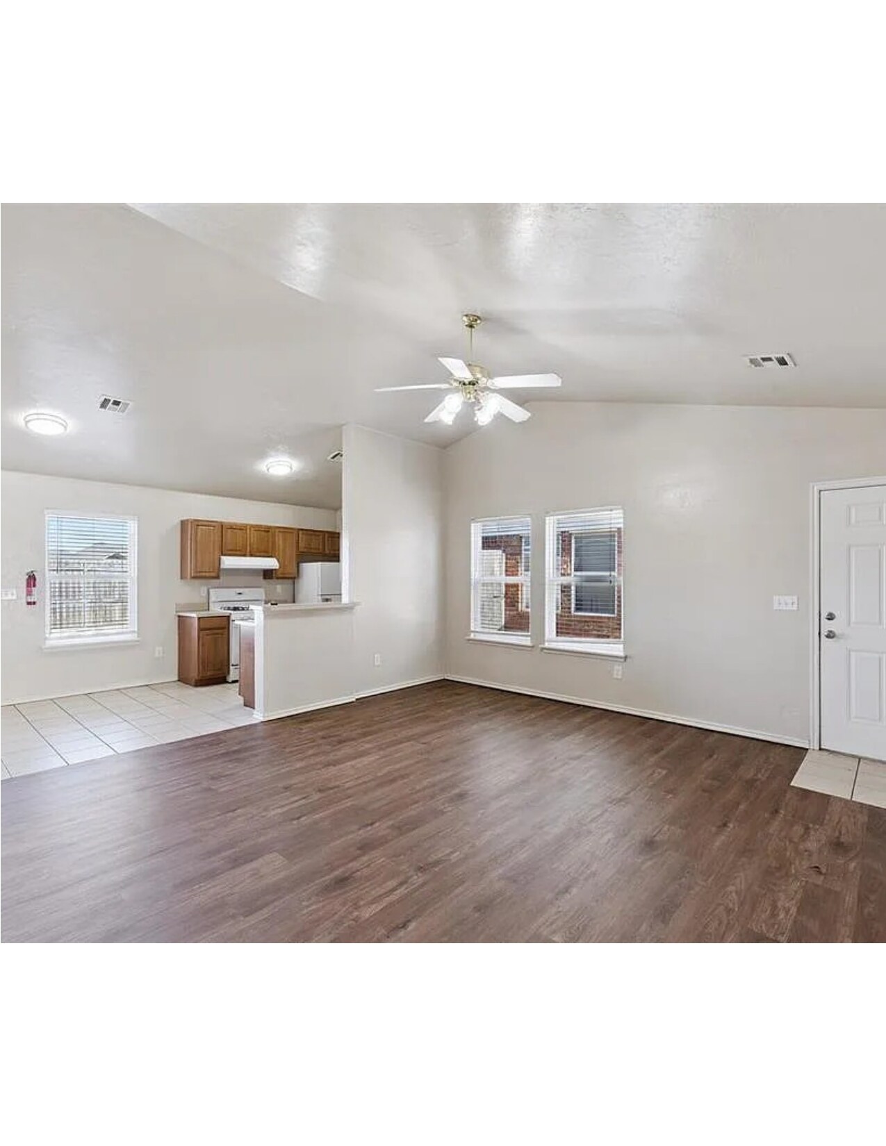 Building Photo - 602 Welston Cir