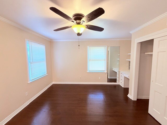 Building Photo - 4036 NW 30th Ter