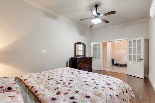 Building Photo - 7944 Cherry Springs Ct