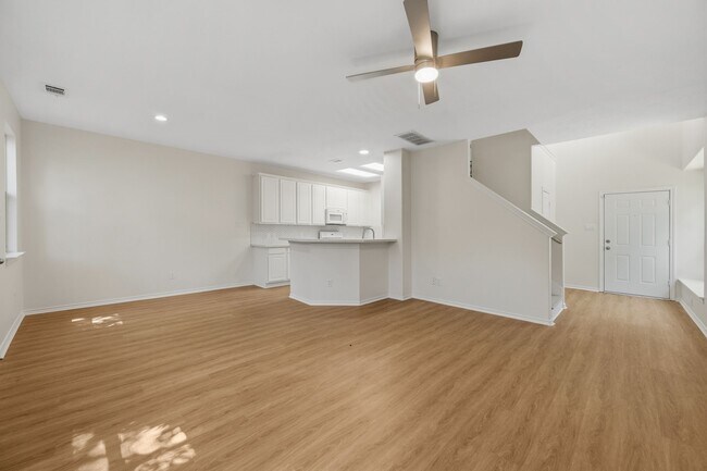 Building Photo - 17602 Bering Bridge Ln