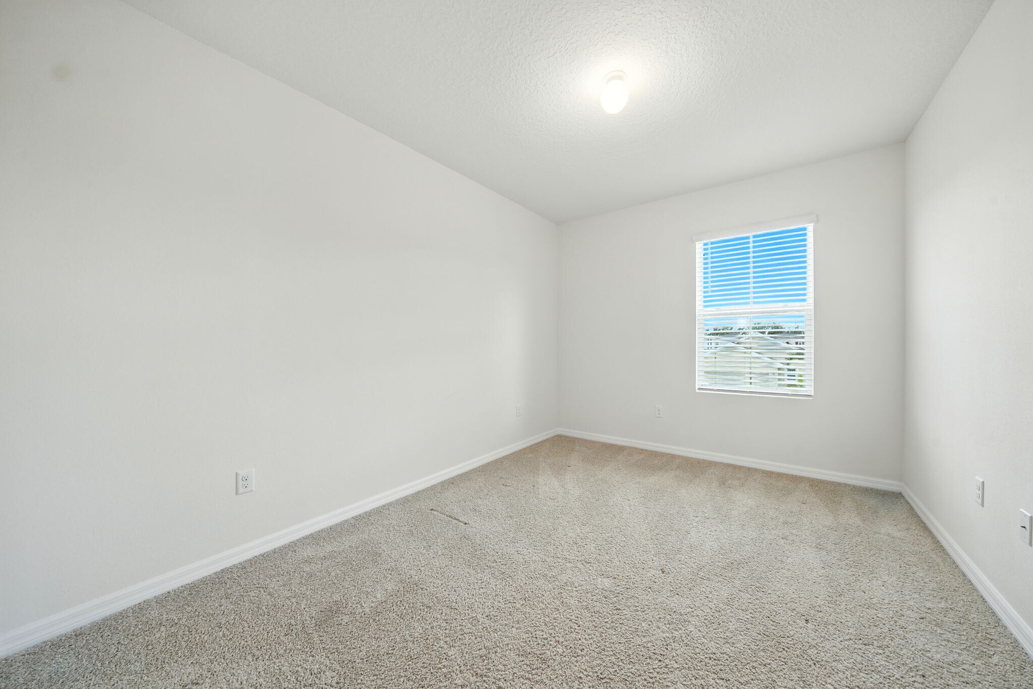 Building Photo - 17006 Wave Tressle Pl
