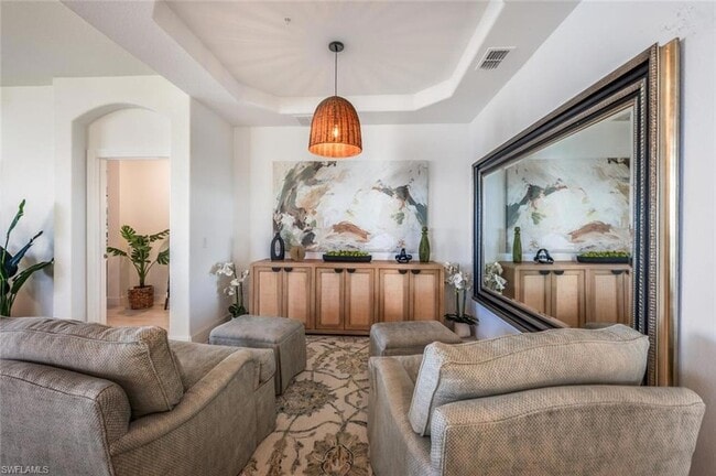 Building Photo - 16570 Ridgeview Cir