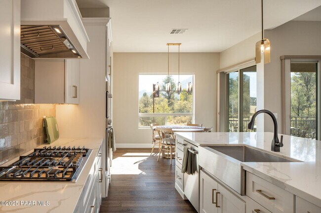 Building Photo - 9830 N American Ranch Rd