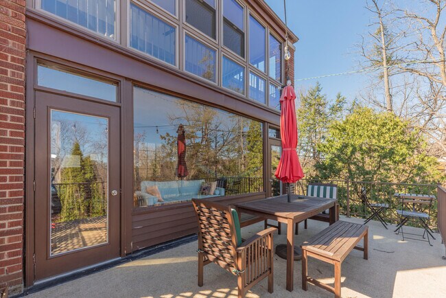 Building Photo - 1911 Geddes Ave