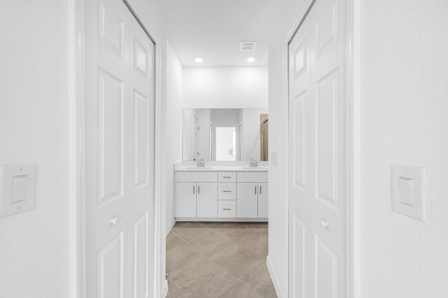 Building Photo - 2827 BLOSSOM WAY- 3 BEDROOM TOWNHOUSE IN ORANGE BLOSSOM