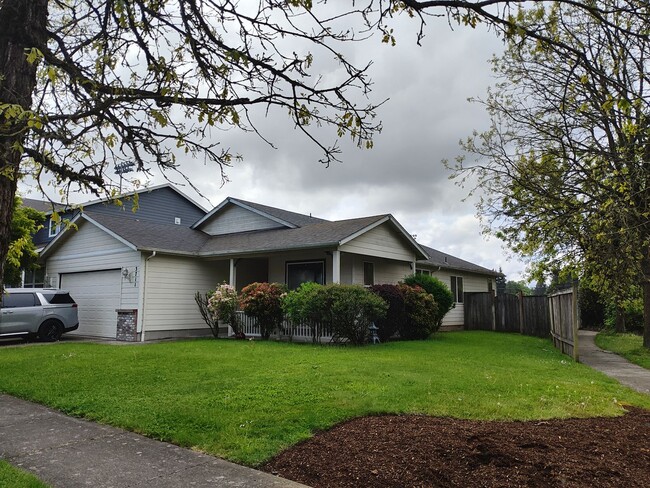 Building Photo - Attractive Santa Clara Home