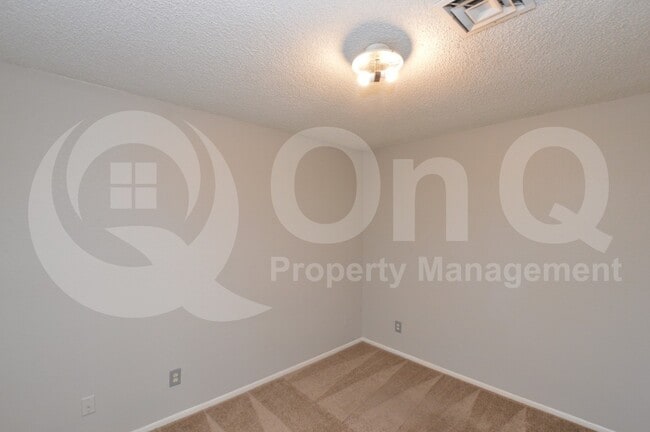 Building Photo - 4820 N 89th Ave