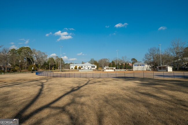 Building Photo - 1380 Chestnut Hill Rd