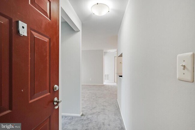 Building Photo - 1781 Jonathan Way