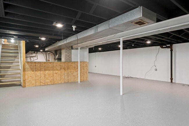 Building Photo - 29484 Spring Hill Dr