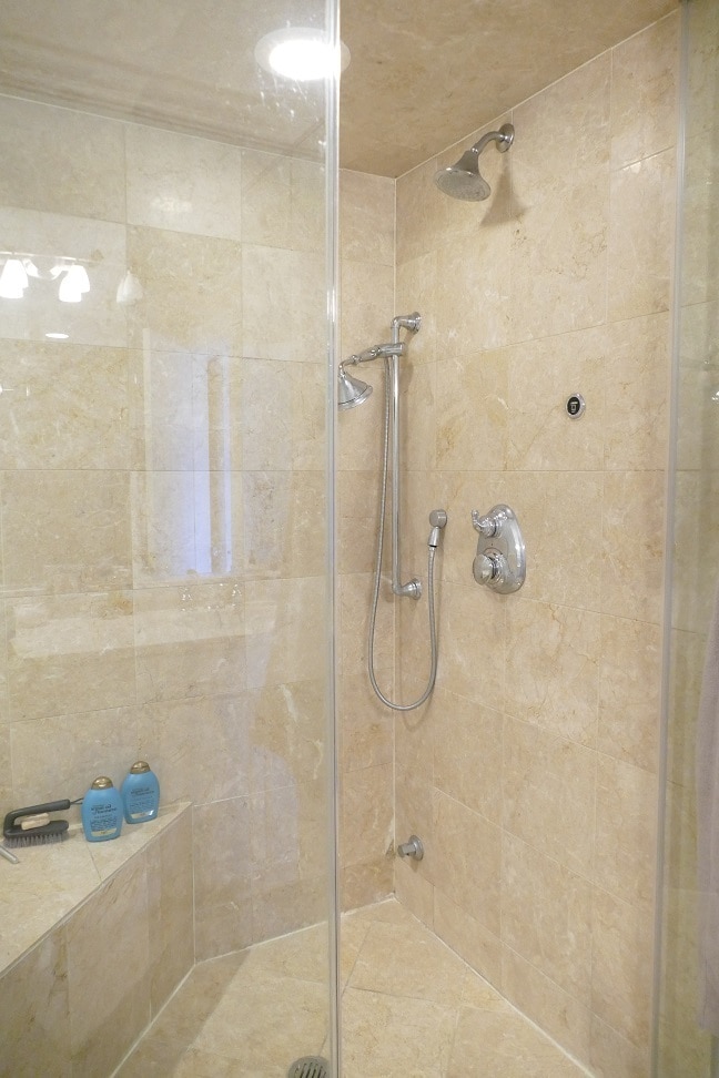 Building Photo - 3024 N Sheffield Ave