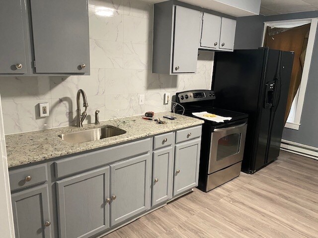 Building Photo - 135 S 15th St