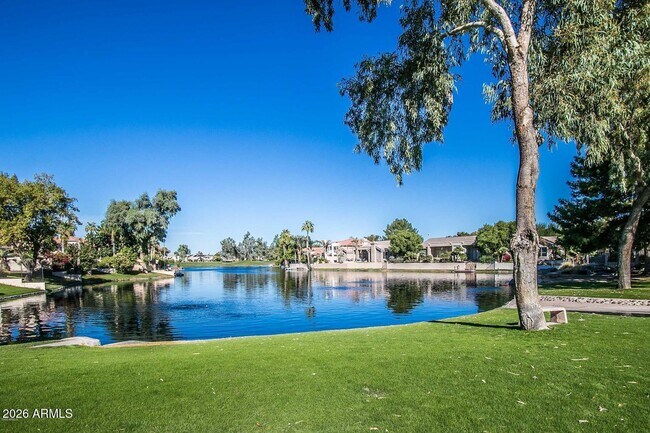Building Photo - 3927 S Hollyhock Pl