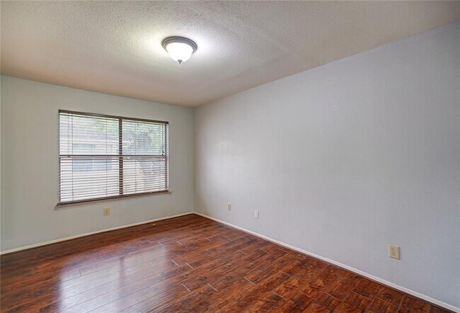 Building Photo - 2711 Grants Lake Blvd