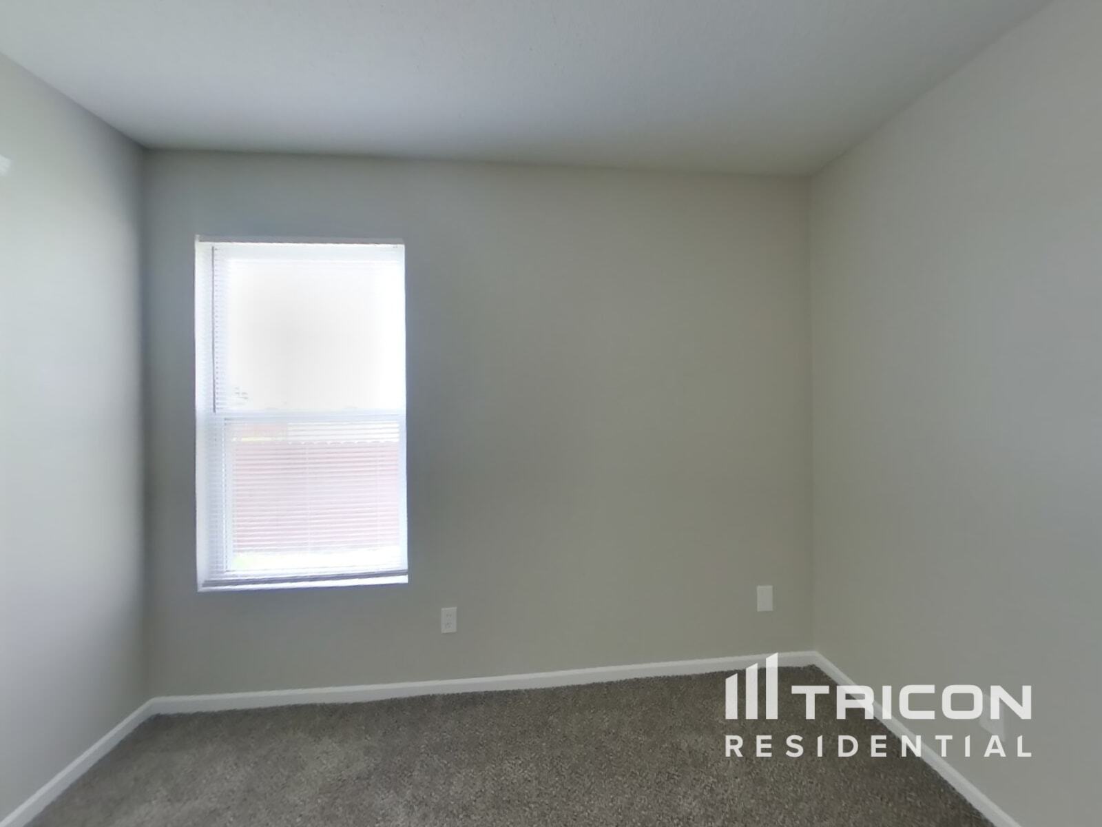 Building Photo - 2869 Ludwig Dr