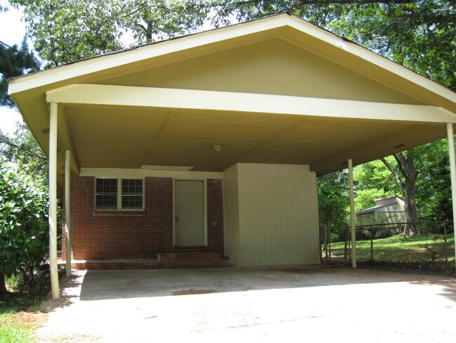 Building Photo - 2794 Pasco Ln SE
