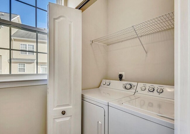Building Photo - Resort-Style High View Townhome with 2-Car Garage, Private Office & Walkable Hunt Valley Location