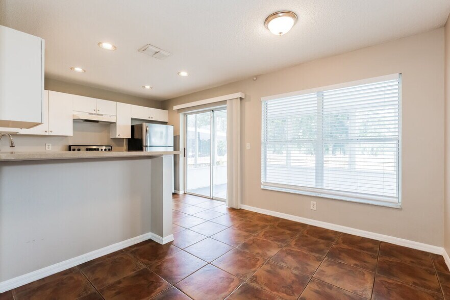 Building Photo - 22715 St Thomas Cir