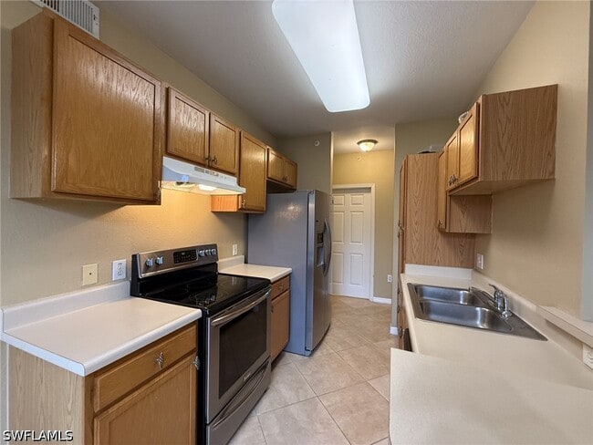 Building Photo - 7945 Preserve Cir