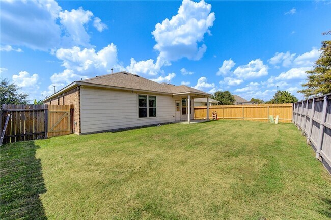 Building Photo - 5318 Hickory Harvest Dr