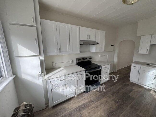 Building Photo - 1615 Naudain St