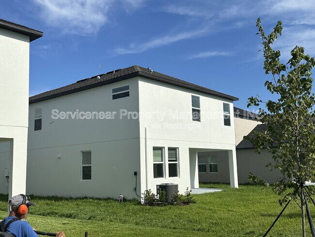 Building Photo - 11748 71st Ave E