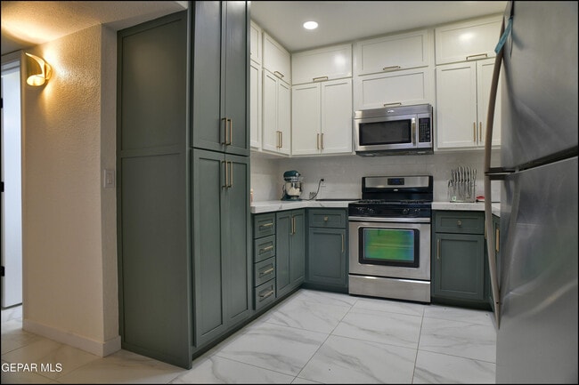 Building Photo - 237 N Alto Mesa Dr