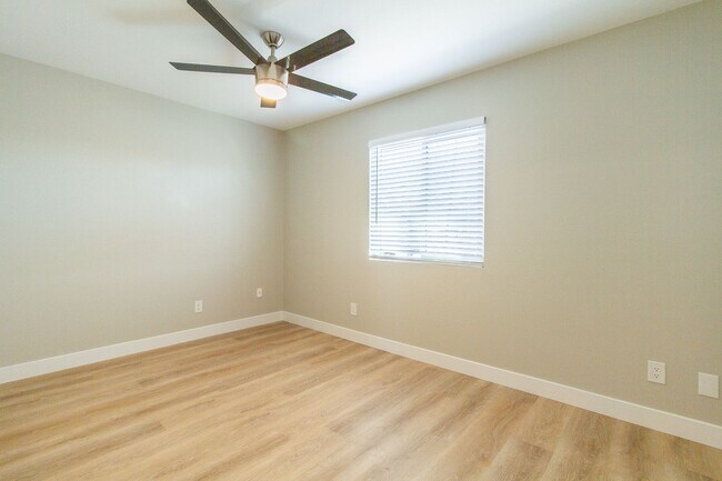 Building Photo - North East Mesa 3 bed 2.5 bath - Beautiful Interior Remodel!! AVAILABLE NOW!