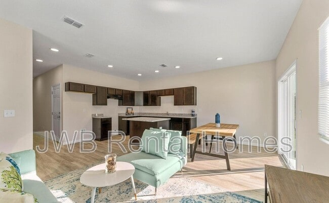 Building Photo - 6059 Carolines Ct