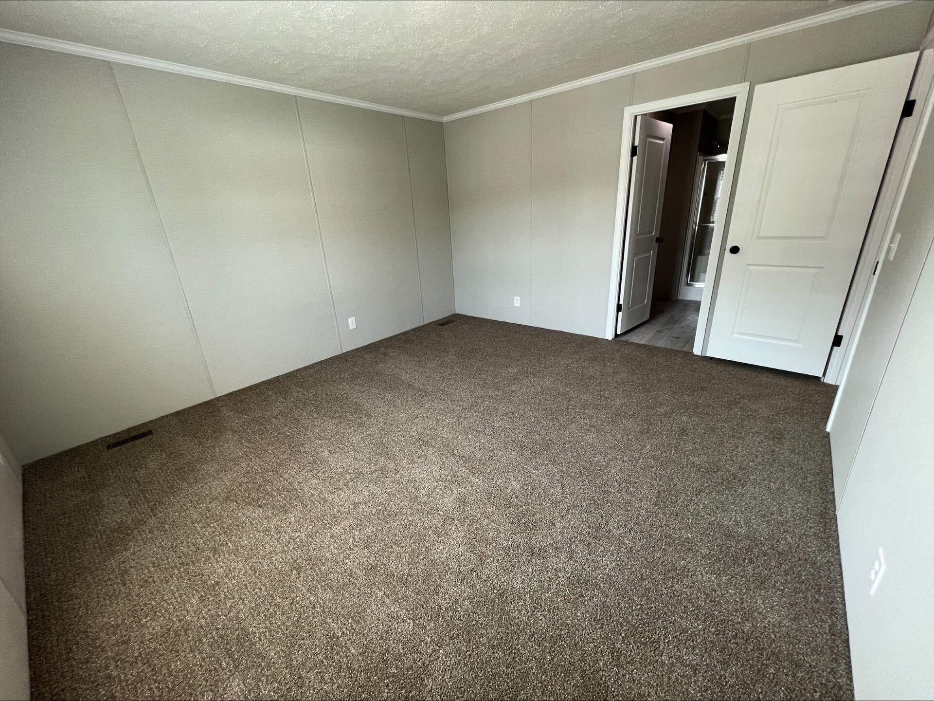 Building Photo - 207 Quail Ln