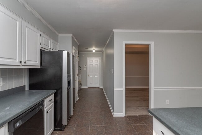 Building Photo - Updated 3 BR/2 BA - 10 Minutes From Gate 5 @ Ft. Gordon