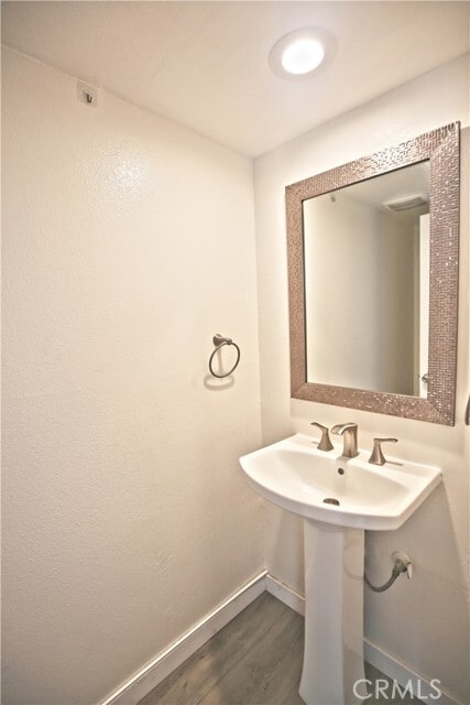 Building Photo - 27940 Ridgecove Ct N