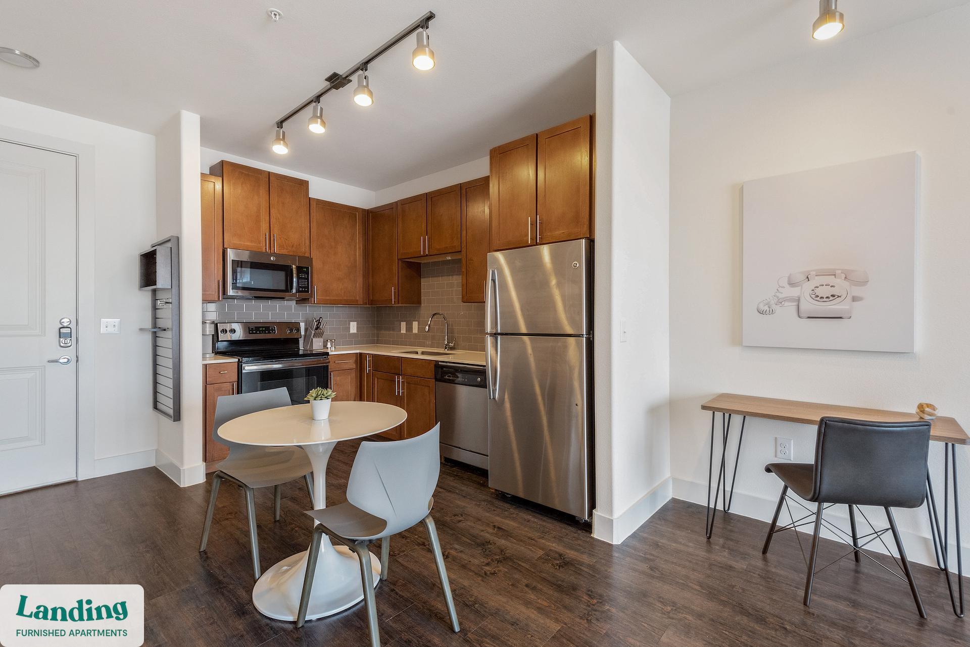 Building Photo - 13920 Mandolin Dr