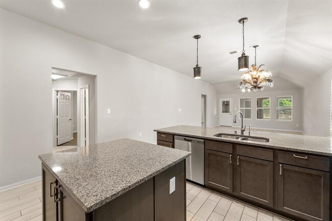 Building Photo - 15603 Eastern Meadowlark Wy