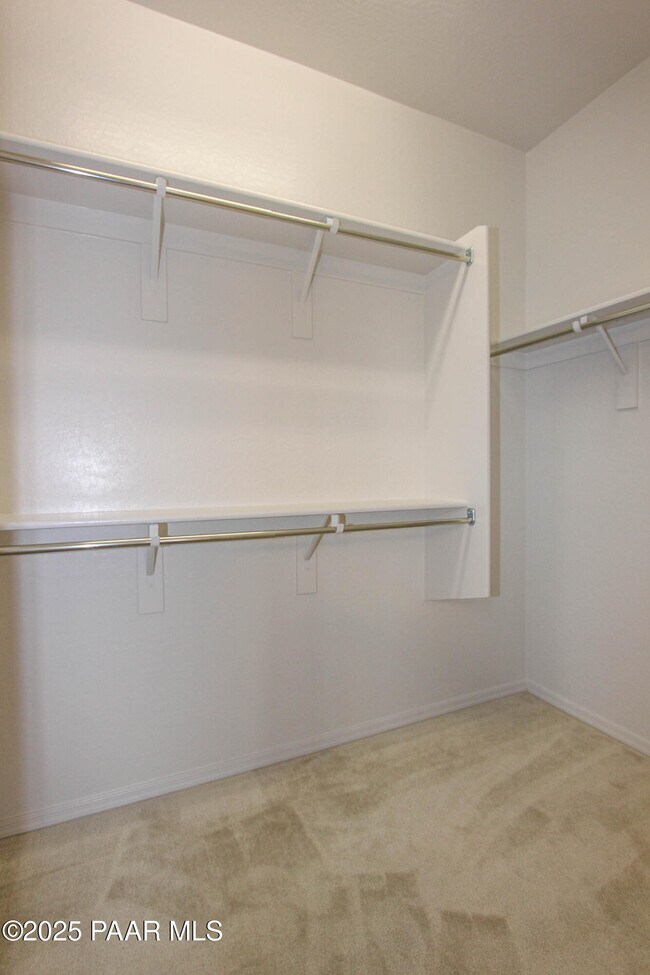 Building Photo - 1356 Warbler Wy