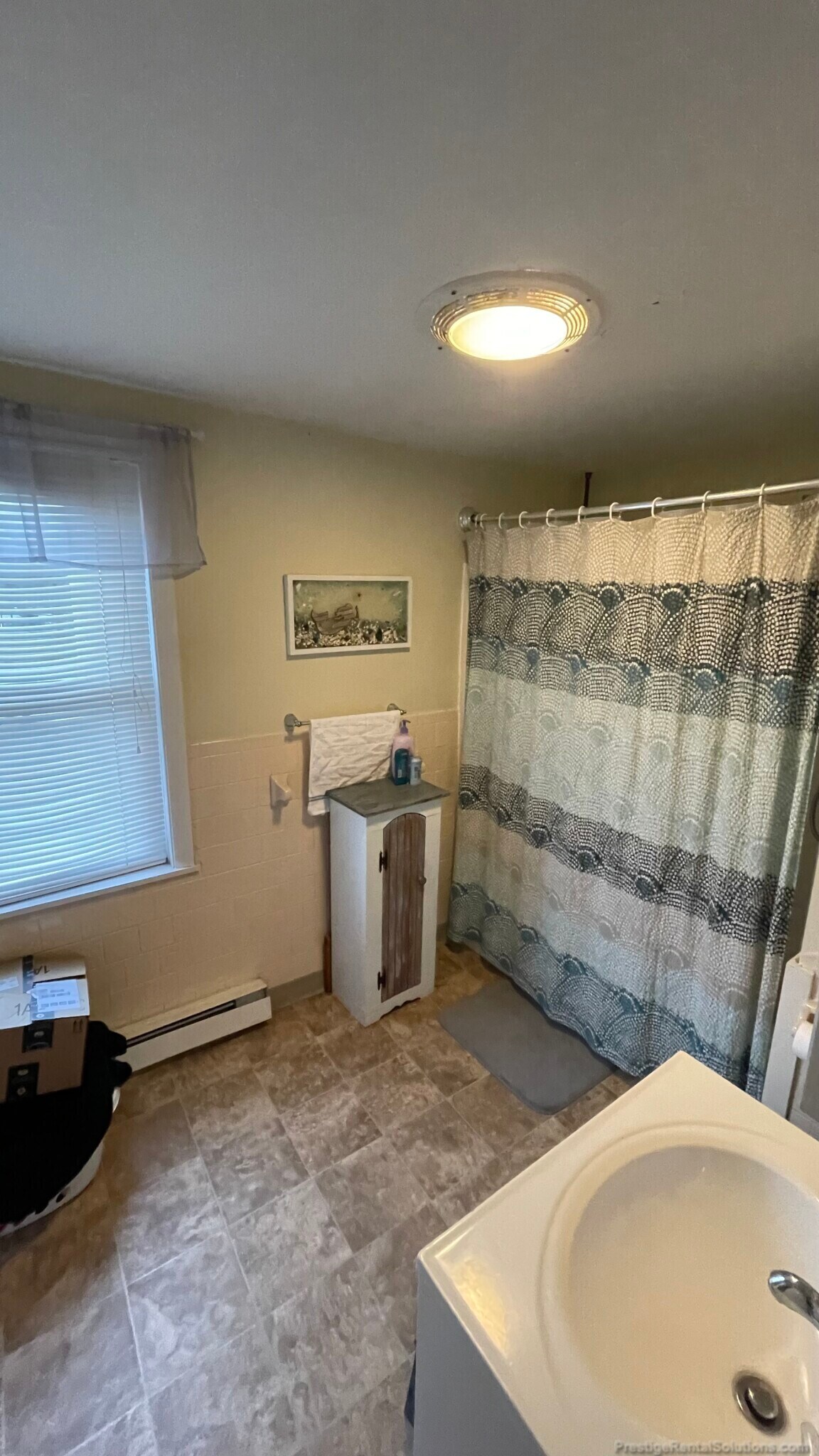 Building Photo - 509 S Main St