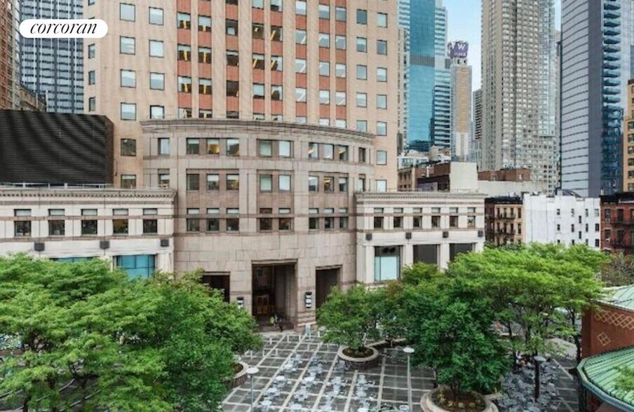 Building Photo - 350 W 50th St