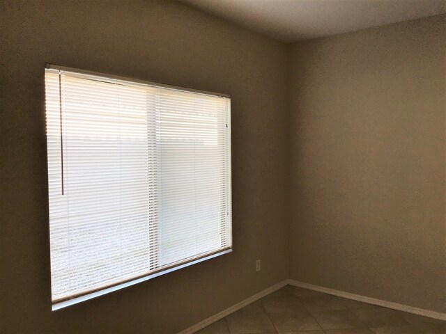 Building Photo - 1843 S 105th Dr