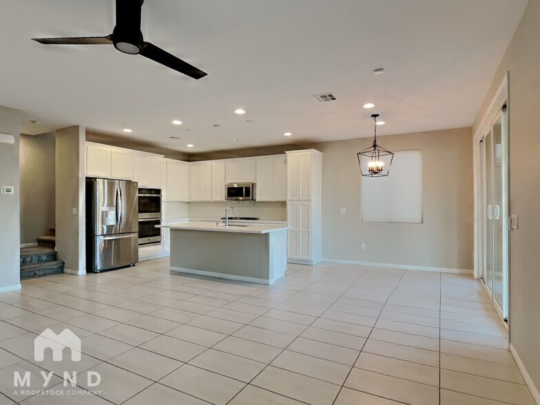 Building Photo - 5709 Justin Robert St