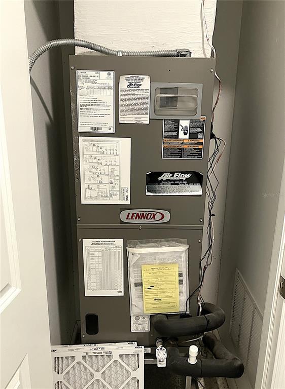 Building Photo - 38061 Elby Ln