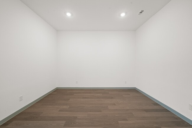 Building Photo - 3264 Woodrose Orchard Dr