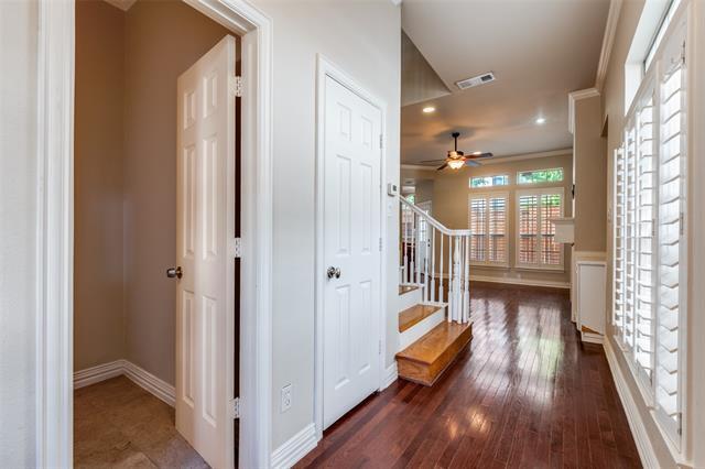 Building Photo - 9 Stonebriar Ct