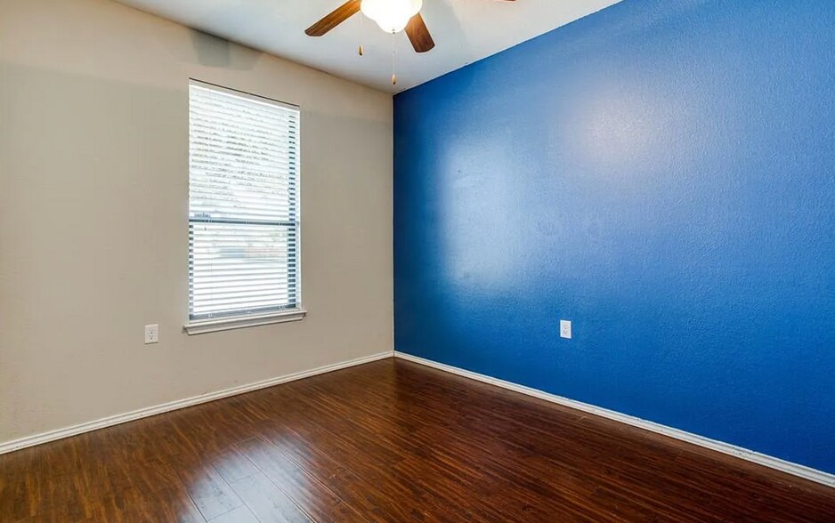 Building Photo - 8801 Capitol View Dr