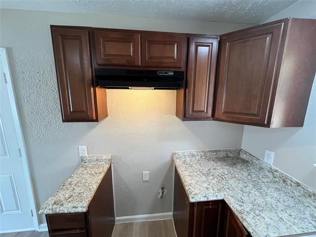 Building Photo - 14207 Cimarron Dr