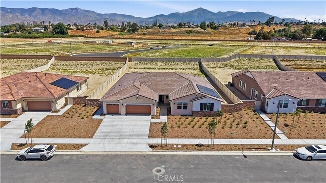 Building Photo - 11647 Saddleback Dr