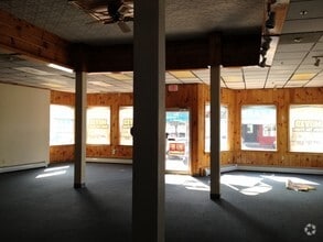 Building Photo - 42 East Broadway