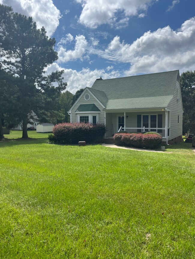 Building Photo - 1033 Lewis Farm Rd