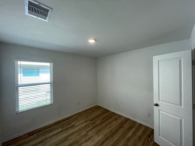 Building Photo - 24019 Laurel Farms Dr